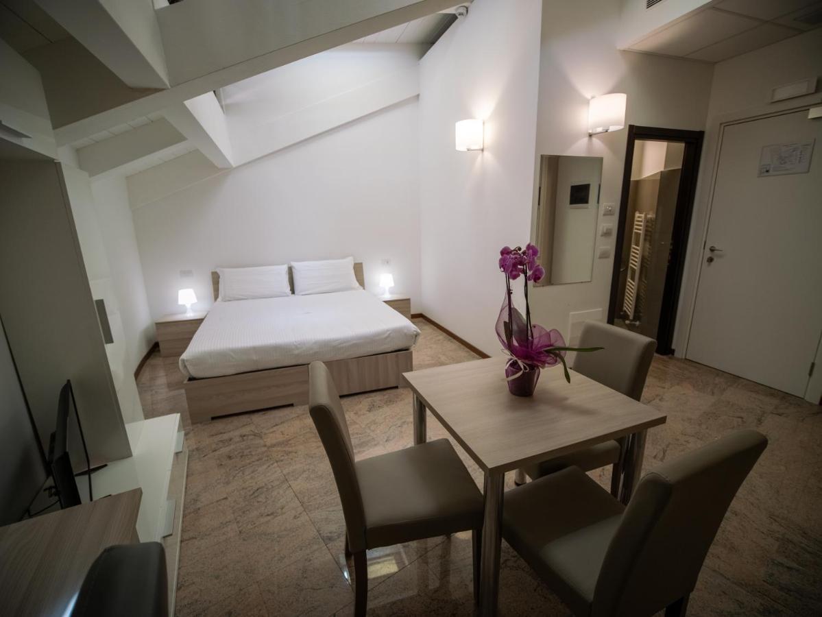 Ego' Residence Φεράρα Εξωτερικό φωτογραφία